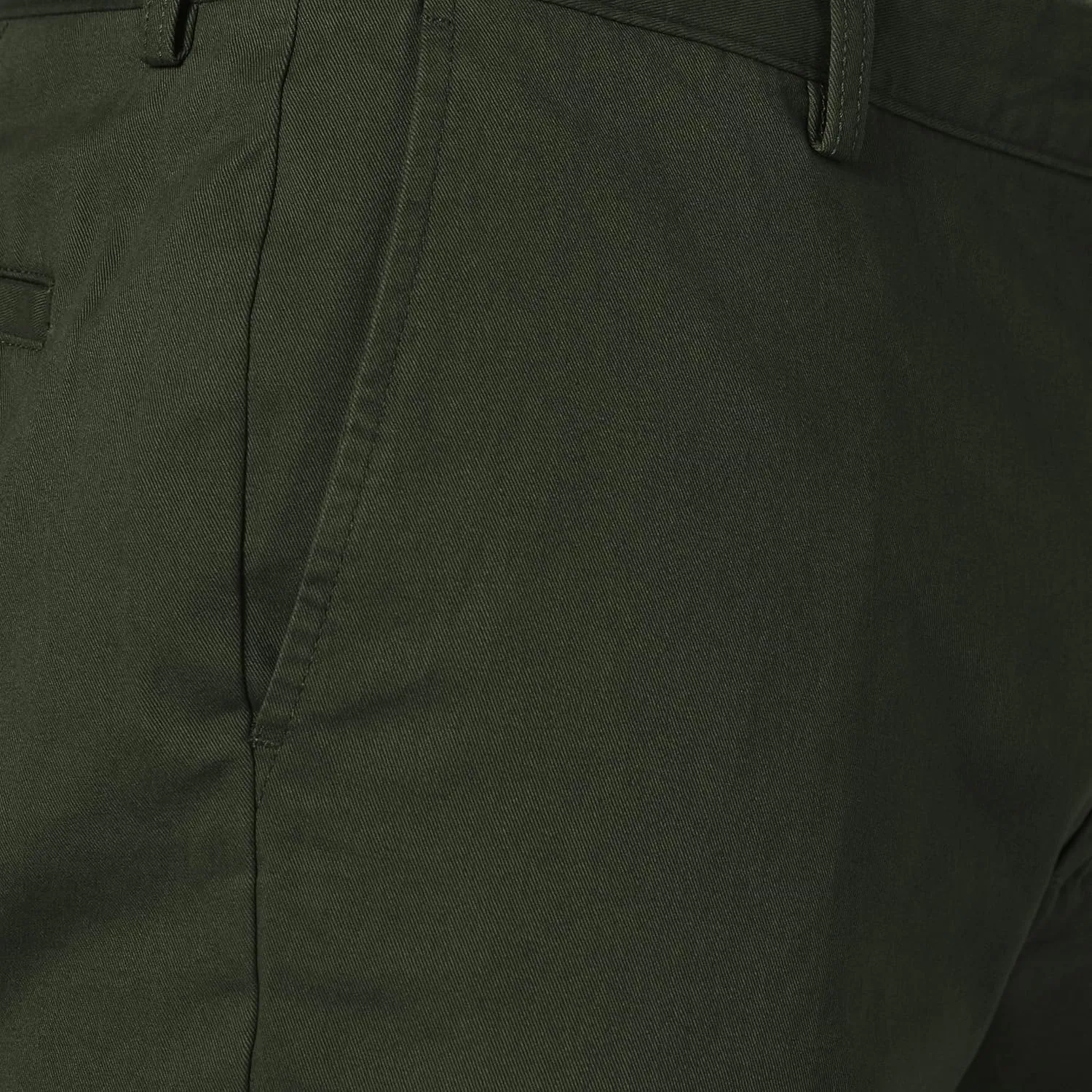 Amazon Essentials Men's Slim-Fit 9" Chino Short