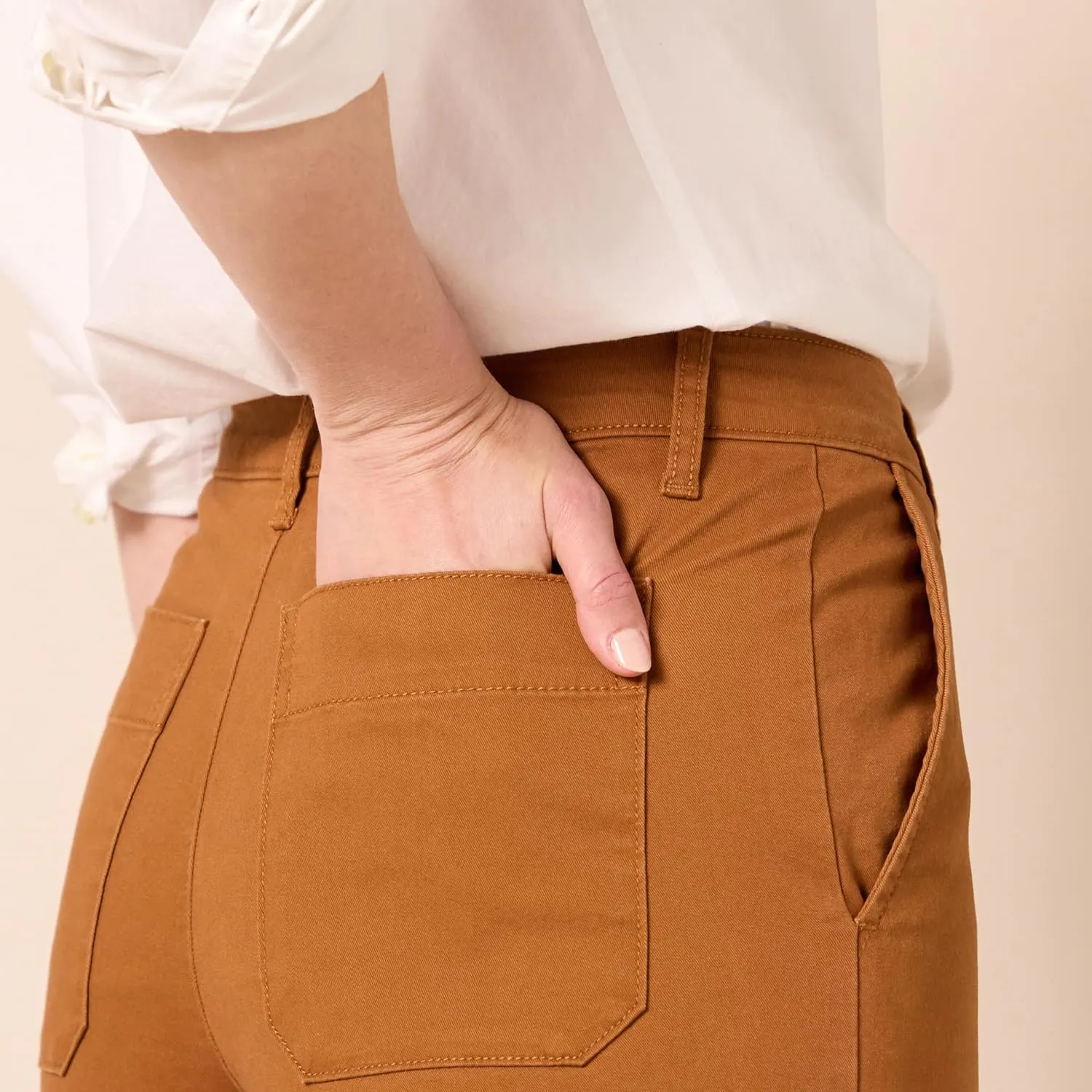Amazon Essentials Women's High-Rise Regular-Fit Ankle-Length Wide-Leg Khaki Pant
