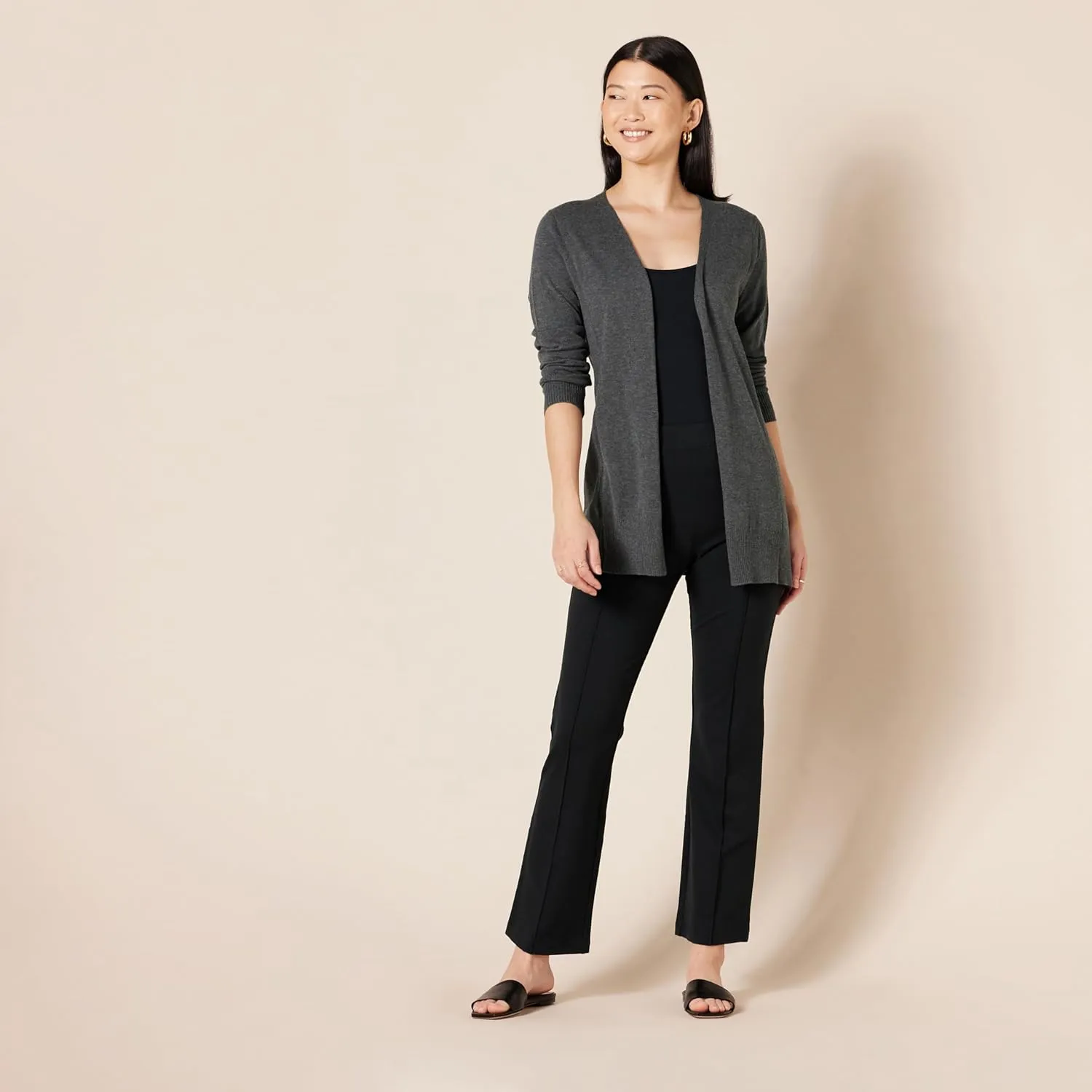 Amazon Essentials Women's Ponte Pull-On Mid Rise Ankle Length Pants