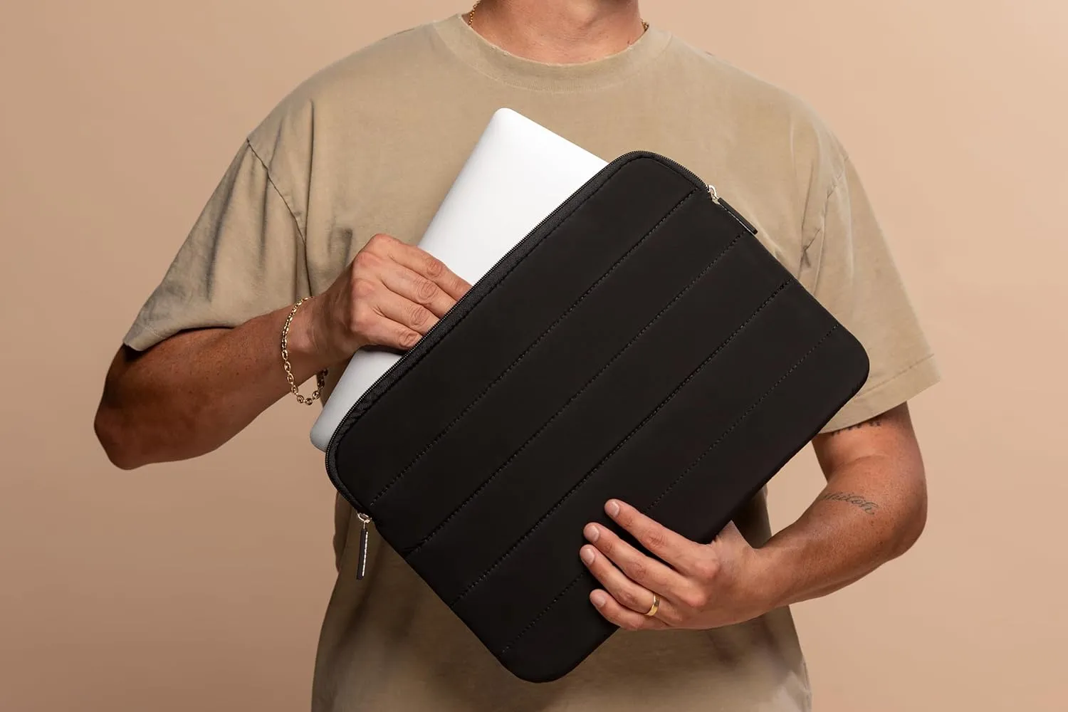 ANECDOTE Laptop Case 15-16 Inch  A Perfect Laptop Sleeve - Compatible with MacBook Air/Pro 15 inch M3 M2 M1 Chip Pro Max 2023-2021  Fits Well, Made of 100% Nylon with Aesthetic Design (Black)