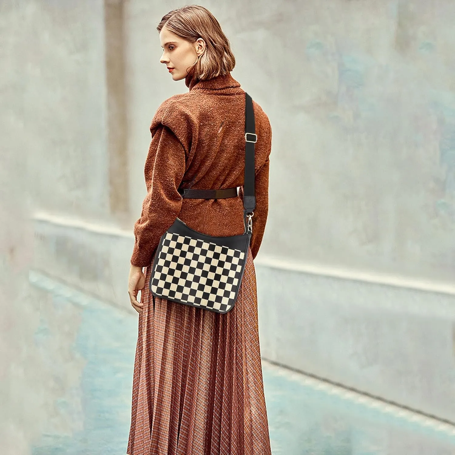 Women's Checkered Crossbody Bag  Quilted Seam Trendy Vegan Leather Shoulder Bag with Embroidered Strap